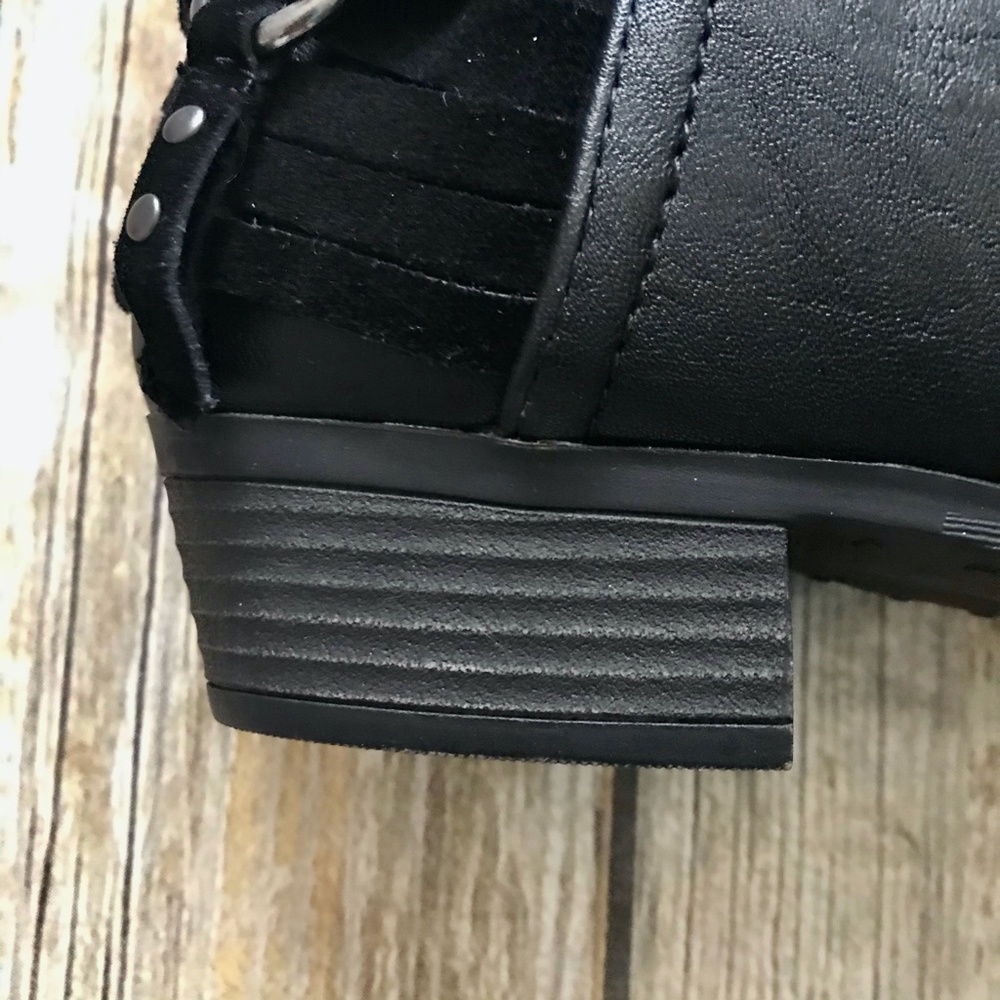 BARGAIN 2/$15 Black Boots Sz 11 - Picture 12 of 15